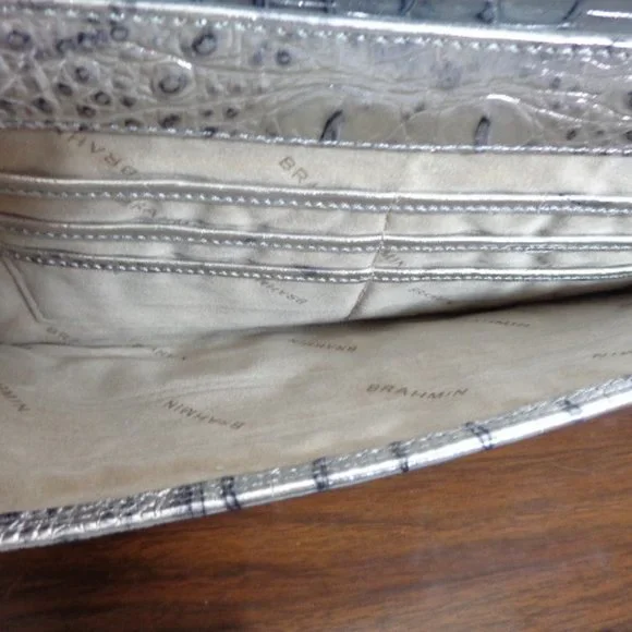 STUNNING Vintage Brahmin SILVER Melbourne Leather Shoulder Bag EXACT Clean LN - Picture 6 of 16